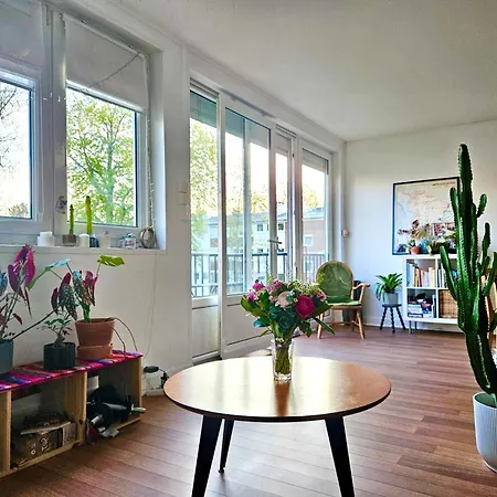 Séjour chez l'habitant Private room in a luminous&spacious appartement