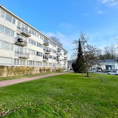 Private room in a luminous&spacious appartement Lambersart